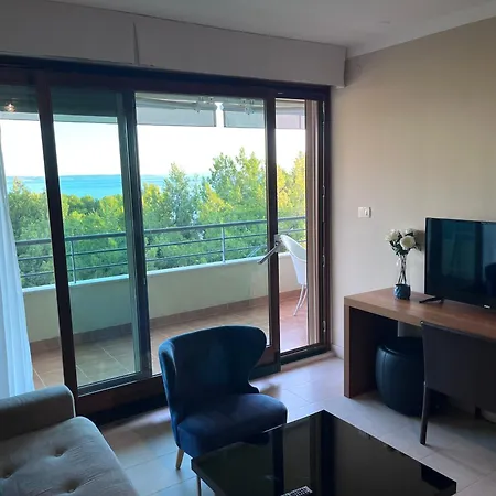 Sea View Penthouse With Terrace Podstrana Split Appartement *